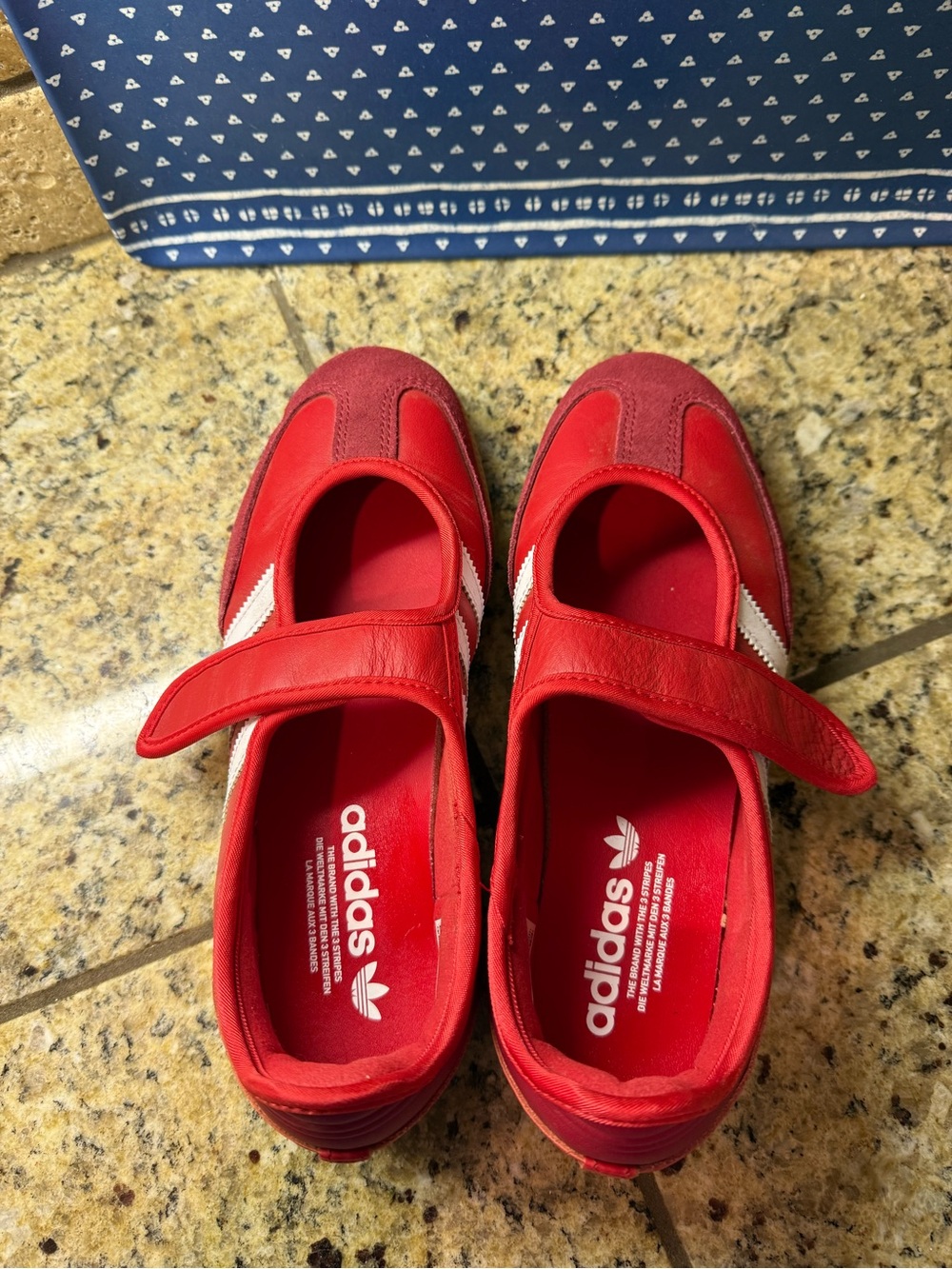 Red Classic Women’s Mary Jane Sambas Adidas’s - Picture 5 of 9